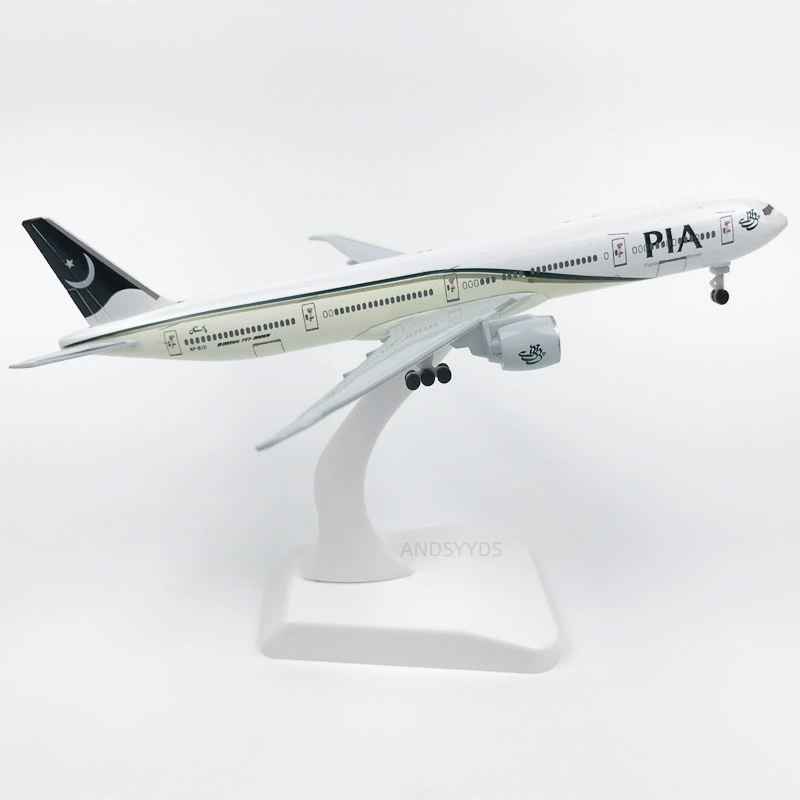 เครื่องบินจำลอง B777 ของสายการ - Kids Toys Pakistan บทวิจารณ์และราคา