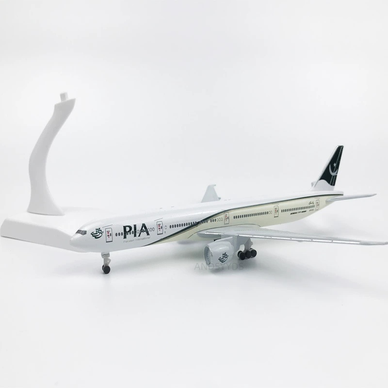 เครื่องบินจำลอง B777 ของสายการ - Kids Toys Pakistan บทวิจารณ์และราคา